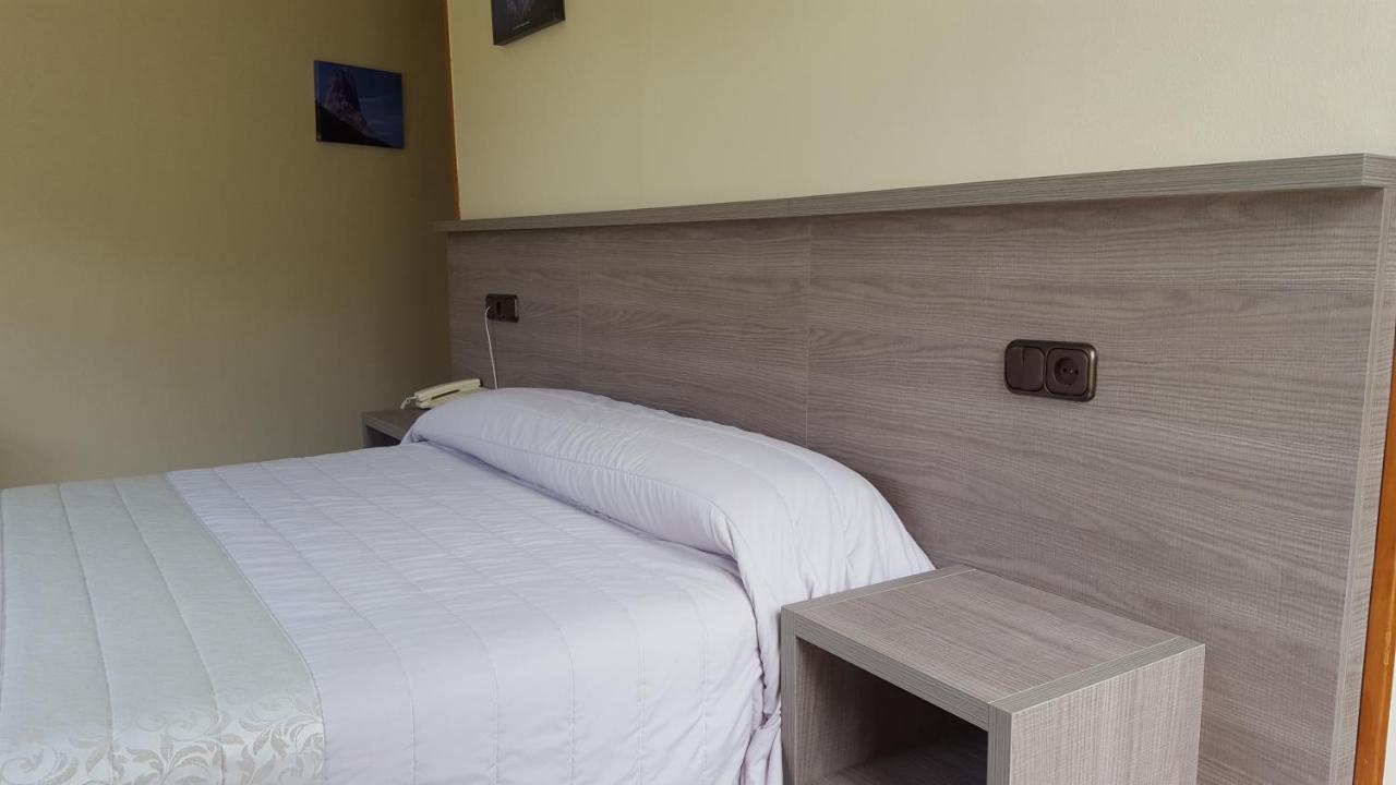 Hotel Naranjo De Bulnes 아레나스데카브랄레스 외부 사진
