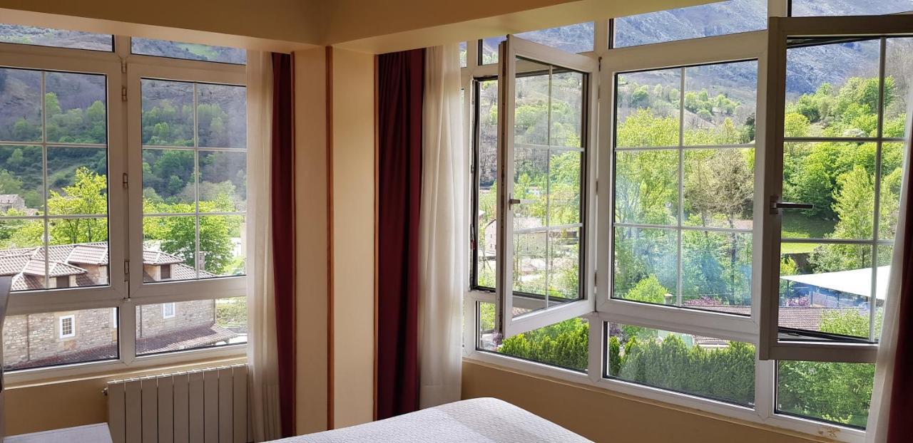 Hotel Naranjo De Bulnes 아레나스데카브랄레스 외부 사진