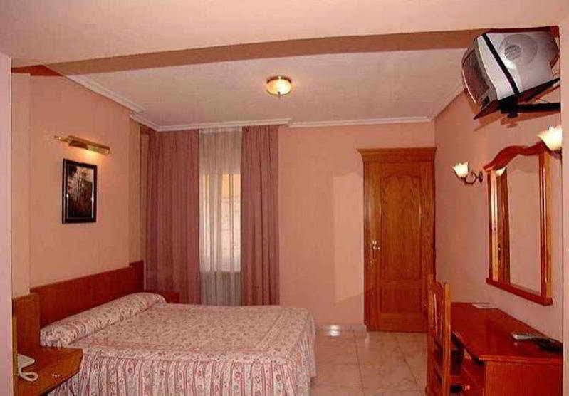 Hotel Naranjo De Bulnes 아레나스데카브랄레스 외부 사진